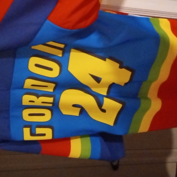 Vintage Jeff Gordon Hockey Jersey 90's NASCAR memorabilia featuring artwork - Picture 2 of 3